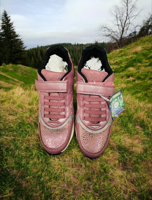 Geox J SPACECLUB G.E - PE.GBK+SY.SU Kinder Sneaker in Rosa / Silber Herstellernummer : J368VE OAJAU C8217 ( Letzte Stück )