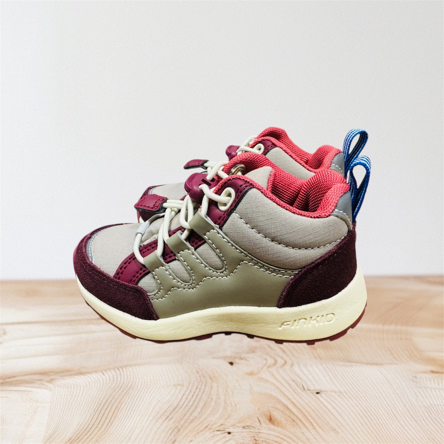 Finkid Outdoor Kinder Sneakers SAMMAL beet red/eggplant Herstellernummer: 7332027 ( Letzte Stück )