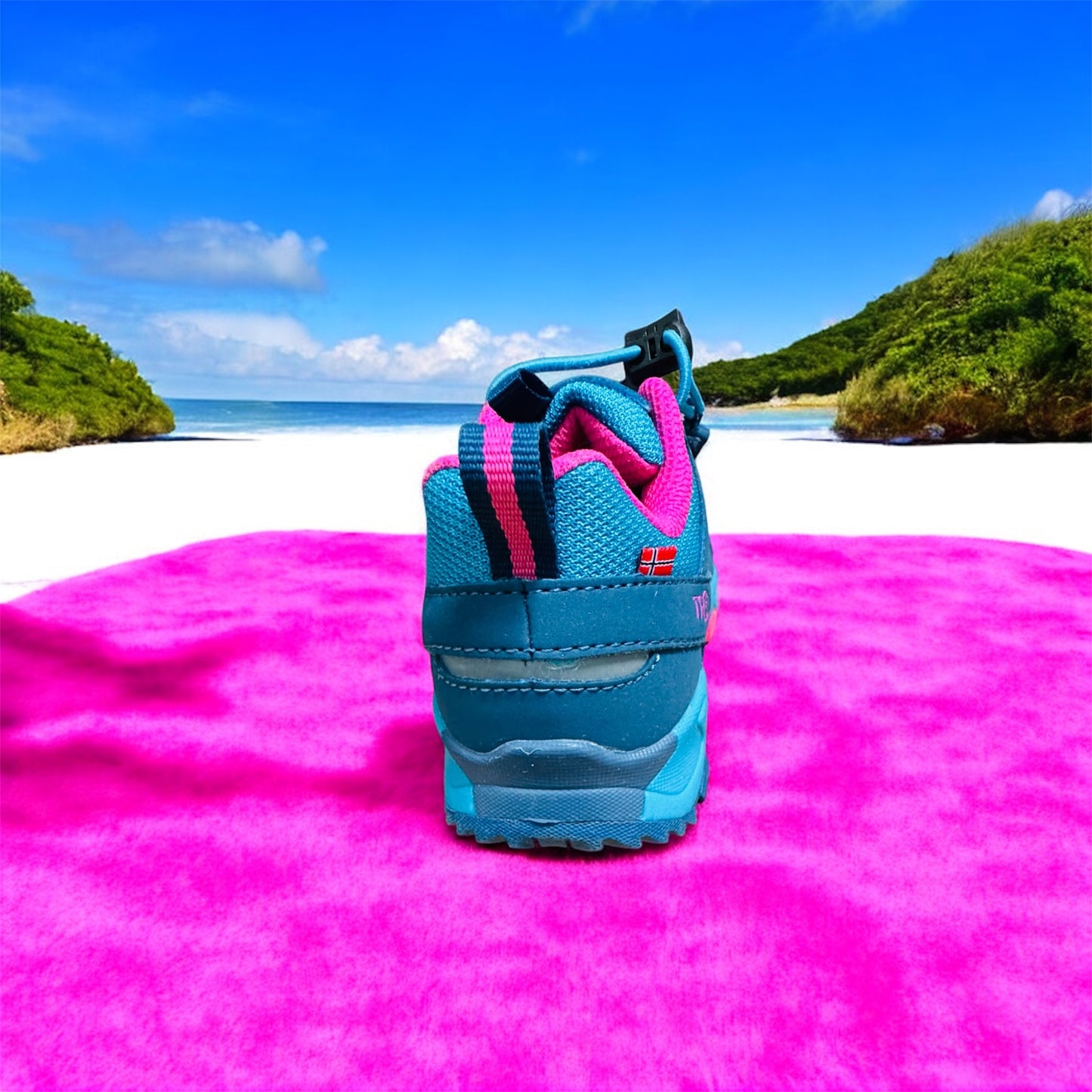 Trollkids Tronfjell Hiker Low Kinder Sneaker in Dark Turquoise/ Light Magenta Herstellernummer : 475123029 ( Letzte Stück )